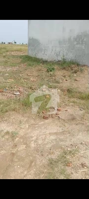 05 Marla Level Plot For Sale Investor Rate Read Full Ad