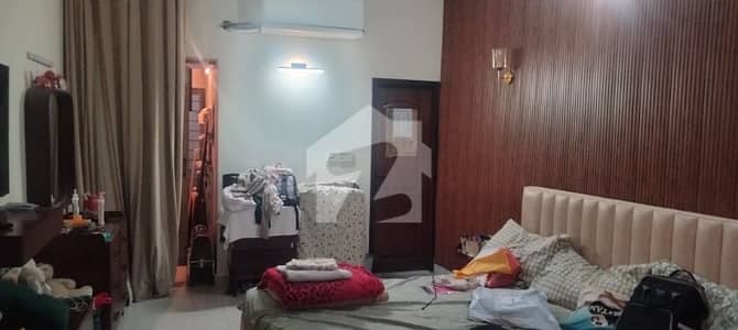 1 Kanal Luxury Portion For Rent In Model Town