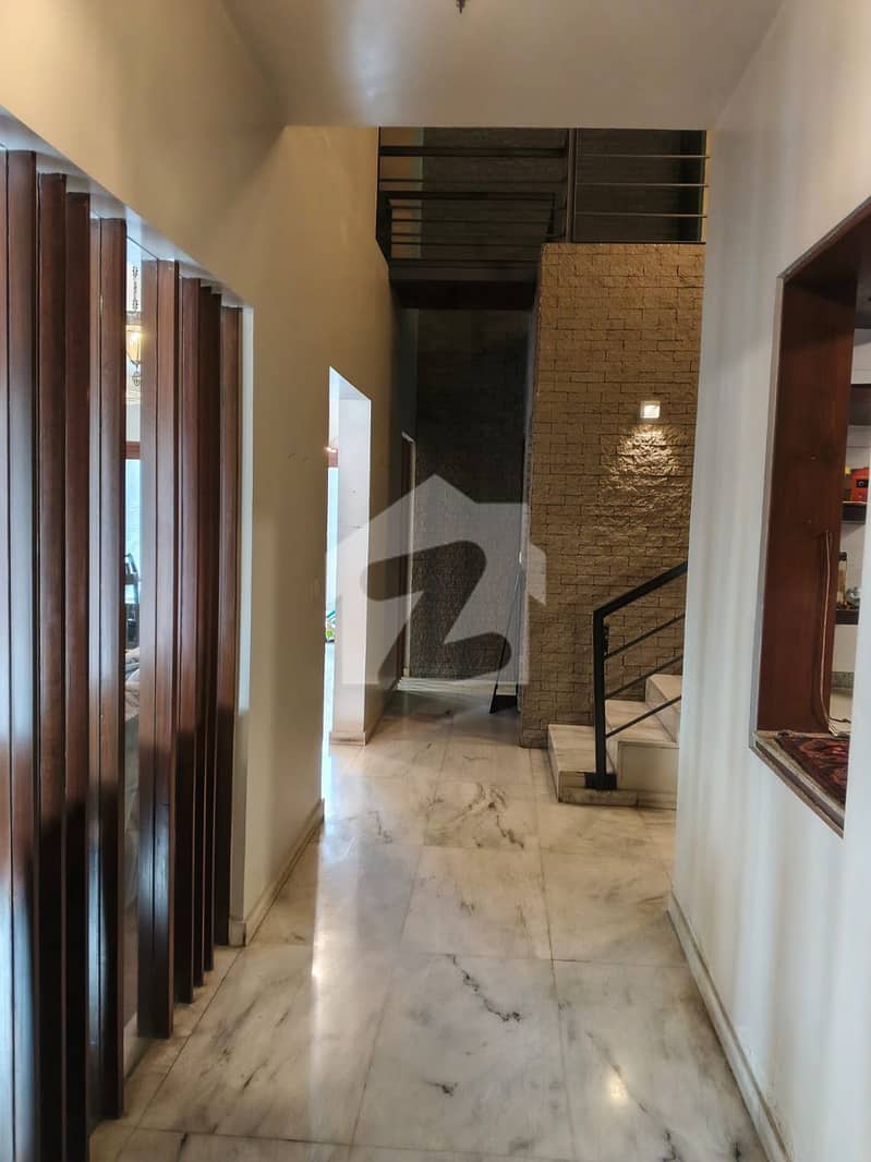 ڈی ایچ اے فیز 8 ڈی ایچ اے ڈیفینس,کراچی میں 5 کمروں کا 1 کنال مکان 6.25 لاکھ میں کرایہ پر دستیاب ہے۔ ڈی ایچ اے فیز 8 ڈی ایچ اے ڈیفینس,کراچی میں 5 کمروں کا 1 کنال مکان 6.25 لاکھ میں کرایہ پر دستیاب ہے۔