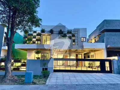 Brand New 1 Kanal Luxurious House For Sale