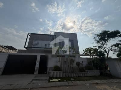Prime Location 500 Square Yards House For Grabs In DHA Defence