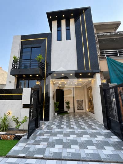 5 Marla Modern & Stylish House for Sale