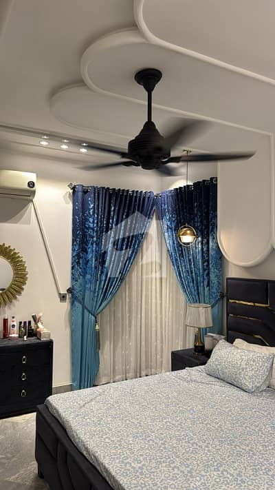 Lavish House In Muhafiz Town Gujranwala