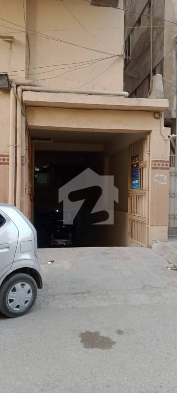 Crown heights Ghulshan e Iqbal block 4