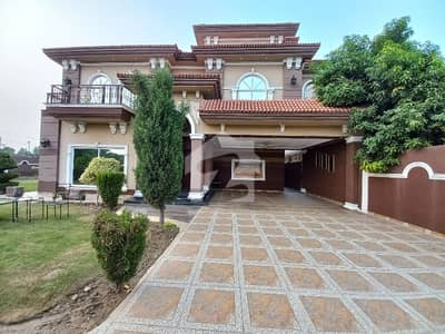 2 Kanal Slightly Used House For Sale In Canal Garden