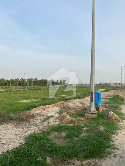 Back of 150 ft road plot no 33 good location