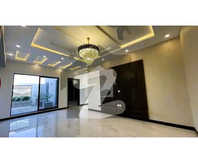 With Separate Entrance 1 Kanal Luxury Upper Portion On Prime Location Of DHA Phase 2 Lahore For Rent