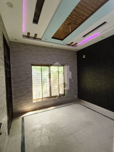 Flat For Rent Park View City Lahore