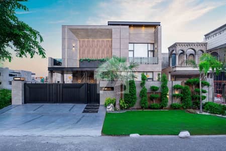 1 Kanal Top Quality Build Luxurious Beautiful Modern Design Villa With Basement For Sale In DHA Lahore Phase 7 Prime Location