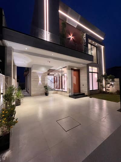 10 LUXURY HOUSE FOR SALE IN PHASE 7