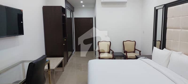 Park Road Chak Shezad Farm House Available For Rent 3 Lac. Or Per Day ...