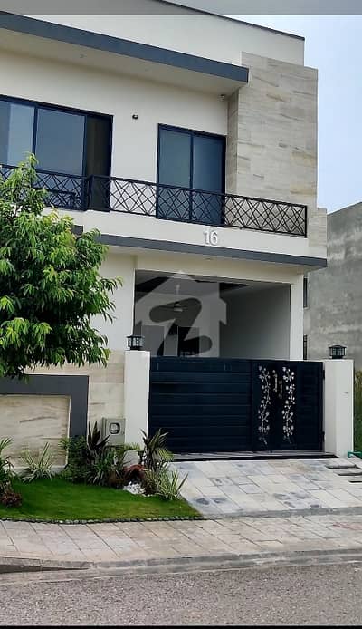 5 Marla brand new designer house hor sale DHA phase 5