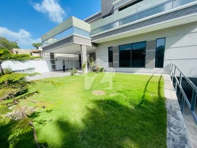 Luxury House On Extremely Prime Location Available For Rent In Islamabad