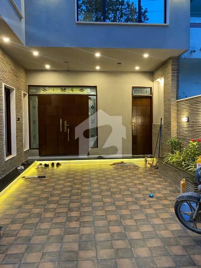 میرٹھ سوسائٹی سکیم 33,کراچی میں 2 کمروں کا 4 مرلہ فلیٹ 1.05 کروڑ میں برائے فروخت۔
