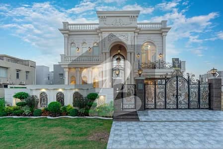 1 Kanal Classical Bungalow For Sale In Phase 7 DHA Lahore Near RAYA