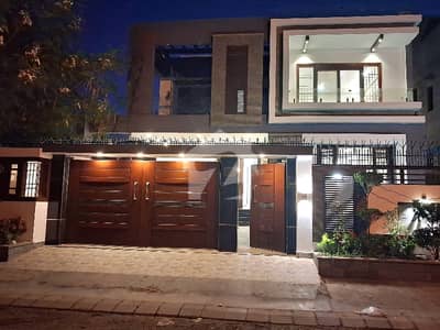 ڈی ایچ اے فیز 8 ڈی ایچ اے ڈیفینس,کراچی میں 5 کمروں کا 1 کنال مکان 23.0 کروڑ میں برائے فروخت۔ ڈی ایچ اے فیز 8 ڈی ایچ اے ڈیفینس,کراچی میں 5 کمروں کا 1 کنال مکان 23.0 کروڑ میں برائے فروخت۔