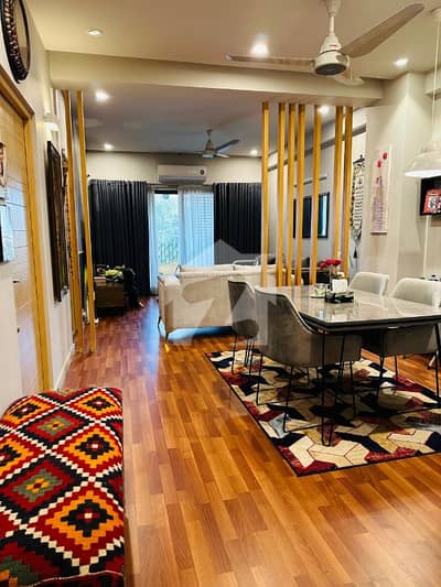 In The Veranda Residence 2200 Square Feet Flat For Sale