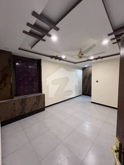 1 kanal fresh upper portion For Rent