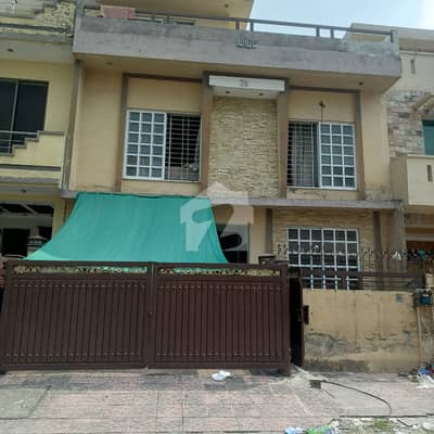 جی ۔ 13/1 جی ۔ 13,اسلام آباد میں 4 کمروں کا 4 مرلہ مکان 3.65 کروڑ میں برائے فروخت۔