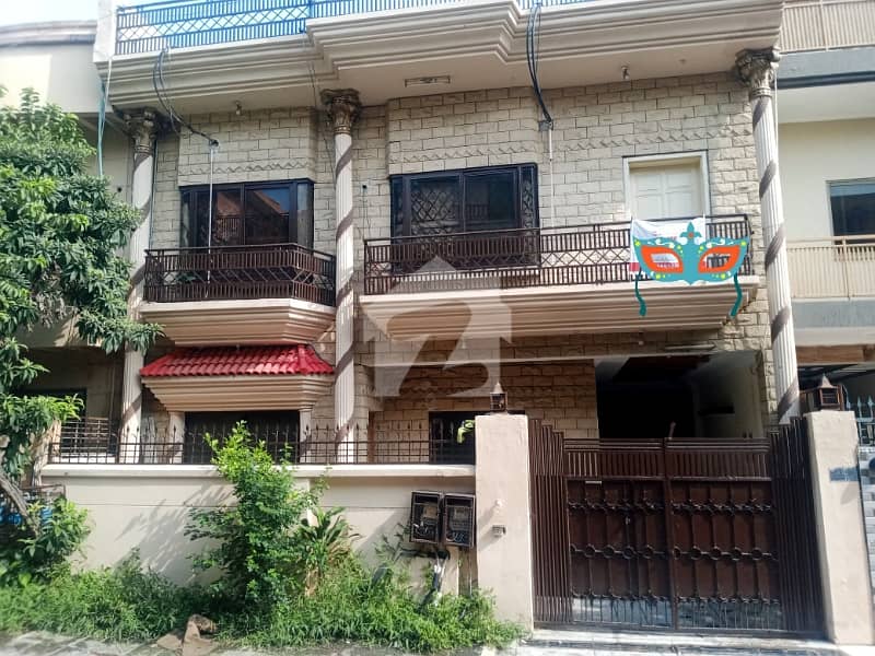 *G,11/1- 8 MARLA UPPER PORTION FOR RENT *G,11/1- 8 MARLA UPPER PORTION FOR RENT