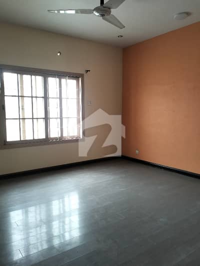 Gulshan Iqbal Block 13D1 2nd Floor Portion For Rent 3 Bed DD 60 Feet Road Rent 140000.600 Square Yards *Code(16793)* Gulshan Iqbal Block 13D1 2nd Floor Portion For Rent 3 Bed DD 60 Feet Road Rent 140000.600 Square Yards *Code(16793)*