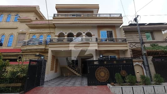 ائیرپورٹ ہاؤسنگ سوسائٹی - سیکٹر 4 ائیرپورٹ ہاؤسنگ سوسائٹی,راولپنڈی میں 6 کمروں کا 8 مرلہ مکان 3.6 کروڑ میں برائے فروخت۔