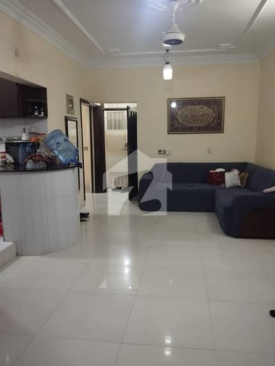 200 sq yard first floor with roof 3 bed portion