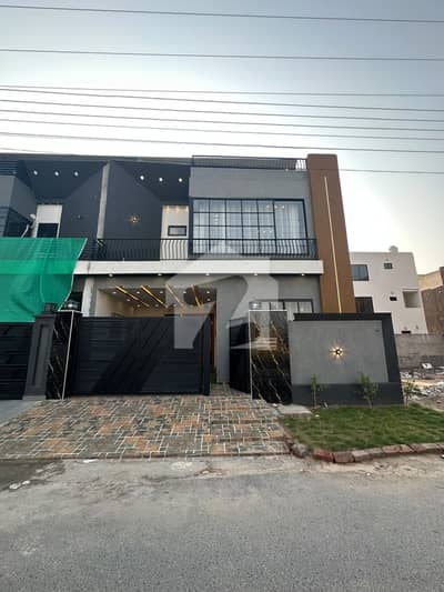بخ ولاز فیز 2 - مانک بلاک بوچ ایگزیکٹو ولاز - فیز 2,بش ایگزیکٹو ولاز,ملتان میں 4 کمروں کا 5 مرلہ مکان 2.45 کروڑ میں برائے فروخت۔ بخ ولاز فیز 2 - مانک بلاک بوچ ایگزیکٹو ولاز - فیز 2,بش ایگزیکٹو ولاز,ملتان میں 4 کمروں کا 5 مرلہ مکان 2.45 کروڑ میں برائے فروخت۔