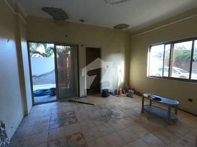 Stunning Prime Location 2000 Square Feet Flat In Clifton - Block 1 Available
