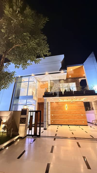 ٹاپ سٹی 1 اسلام آباد میں 6 کمروں کا 1 کنال مکان 8.0 کروڑ میں برائے فروخت۔