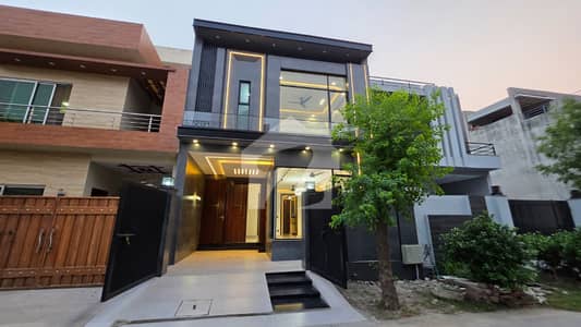 5 Marla Brand New Dream House Near To Park & Mosque Available For Sale In Lake City 5 Marla Brand New Dream House Near To Park & Mosque Available For Sale In Lake City