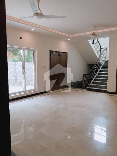5 BEDROOM HOUSE AVAILABLE FOR RENT F-11 ISLAMABAD   Prime & Ideal Location | Perfect for Family Living  A beautifully located 5-bedroom house is available for rent in F-11, Islamabad, offering comfortable living space and a peaceful family environment.    5 Bedrooms  5 Bathrooms  Drawing & Dining  TV Lounge  Kitchen  34 Cars Parking  Prime & Ideal Location  Peaceful & Family-Friendly Area  Excellent Residential Location
