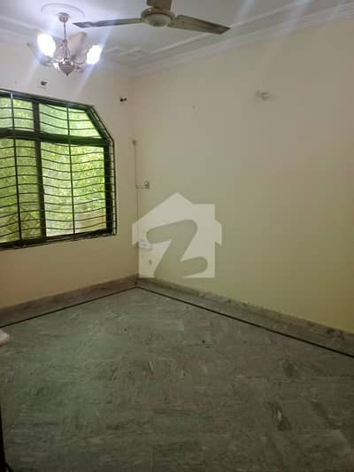 G-13/4 Upper Portion For Rent Size 4 Marla