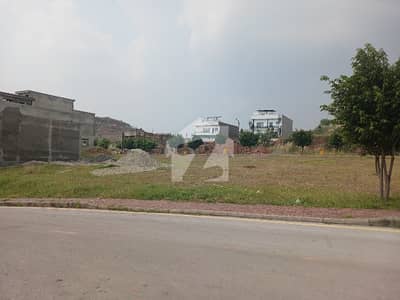 Bahria Enclave Sector F1 8 Marla Plot Available For Sale