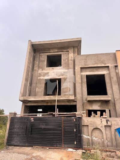8 Marla Brand New House For Sale In Airport Enclave Block E Islamabad