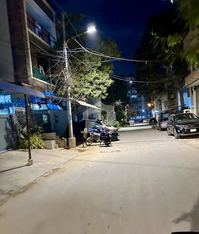 Independent Ground Floor Separate Entrance For Silent Commercial Use 12 hours working