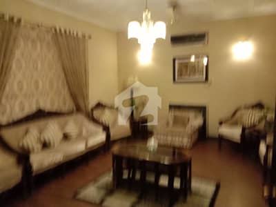 ڈی ایچ اے فیز 1 ڈی ایچ اے ڈیفینس,لاہور میں 5 کمروں کا 1 کنال مکان 6.5 کروڑ میں برائے فروخت۔ ڈی ایچ اے فیز 1 ڈی ایچ اے ڈیفینس,لاہور میں 5 کمروں کا 1 کنال مکان 6.5 کروڑ میں برائے فروخت۔