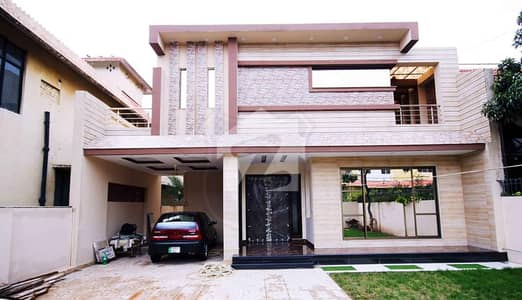 10- Marla Elegant And Fully Maintained Old Bungalow Is Available For Sale In The Best Block Of DHA Lahore. 10- Marla Elegant And Fully Maintained Old Bungalow Is Available For Sale In The Best Block Of DHA Lahore.