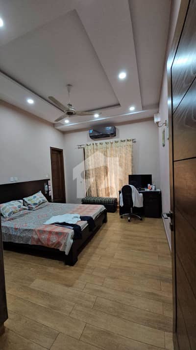 1 Kanal Demolishable House Available For Sale In Model Town B Block 1 Kanal Demolishable House Available For Sale In Model Town B Block