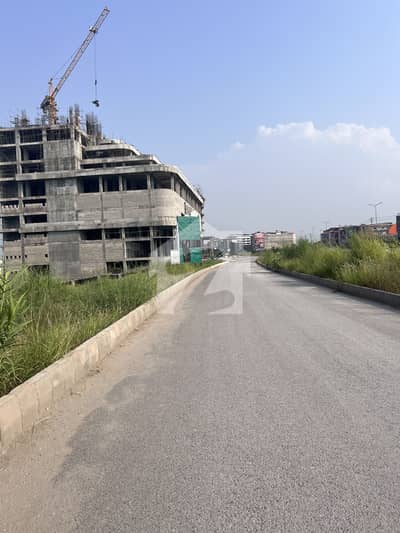 ڈی ایچ اے فیز2 - سیکٹرایچ کمرشل ایریا ڈی ایچ اے ڈیفینس فیز 2,ڈی ایچ اے ڈیفینس,اسلام آباد میں 4 کنال کمرشل پلاٹ 65.0 کروڑ میں برائے فروخت۔
