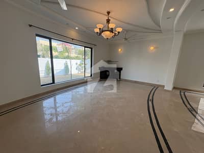 1 Kanal Slightly Used Modern Design House For Rent In DHA Phase 4 Lahore.