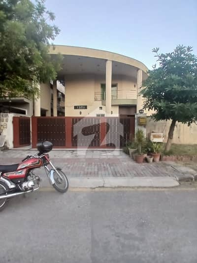 بحریہ ٹاؤن فیز 4 بحریہ ٹاؤن راولپنڈی,راولپنڈی میں 3 کمروں کا 1 کنال بالائی پورشن 1.0 لاکھ میں کرایہ پر دستیاب ہے۔ بحریہ ٹاؤن فیز 4 بحریہ ٹاؤن راولپنڈی,راولپنڈی میں 3 کمروں کا 1 کنال بالائی پورشن 1.0 لاکھ میں کرایہ پر دستیاب ہے۔
