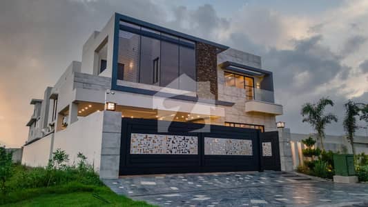 Modern 1Kanal House For Sale In DHA Lahore