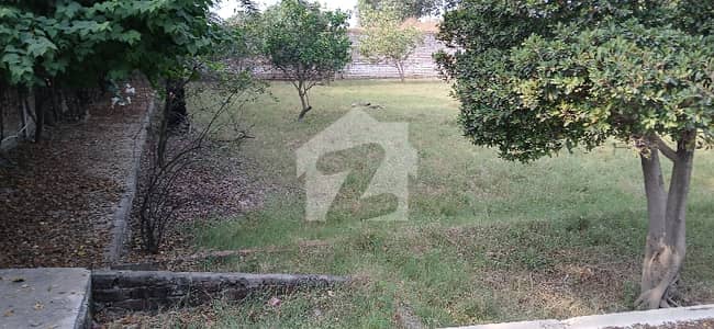 Prime location premium Farmhouse opportunity on Main Barki Road only 5 minutes drive DHA phase 7 Farmhouse Community