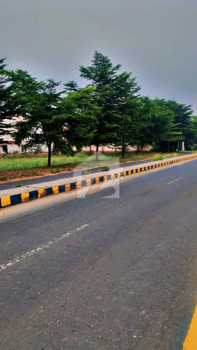 9 Prism Block P Available Kanal Plot On 80 Feet Road 9 Prism Block P Available Kanal Plot On 80 Feet Road