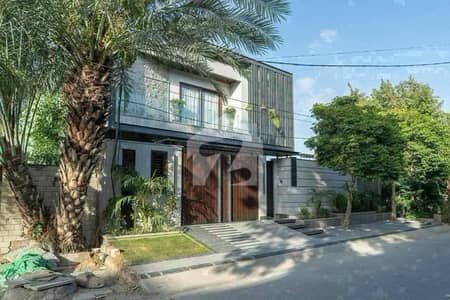 700 Yards Beautiful Bungalow Fully Furnished DHA Phase 5 KARACHI