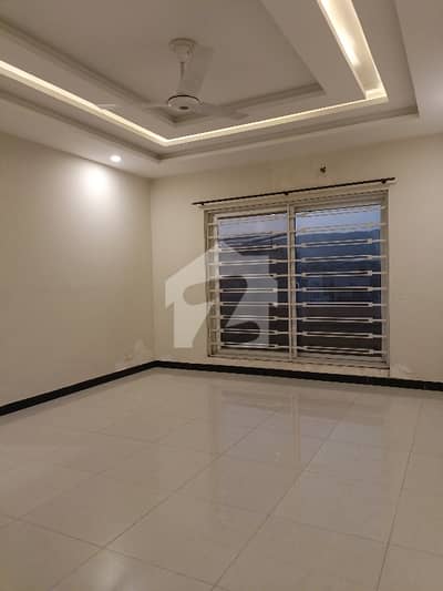 Upper Portion For Rent