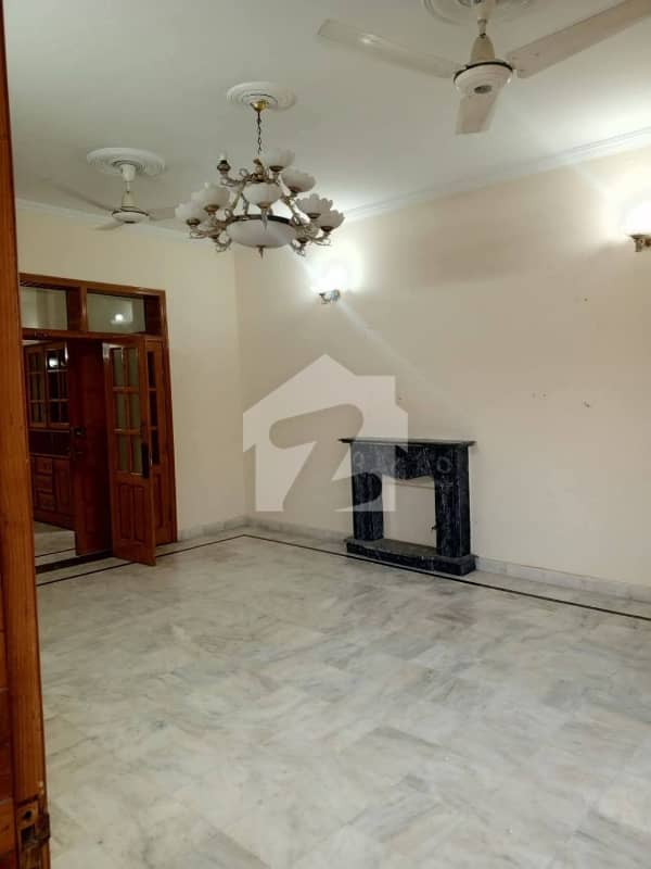 Old House for Sale | 444 Sq. Yards | Sun-Facing | CDA Transfer Old House for Sale | 444 Sq. Yards | Sun-Facing | CDA Transfer