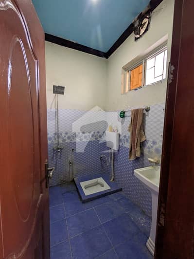 10 marla Tile floor upper portion on rent