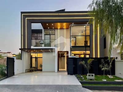 10 Marla Designer House For Sale